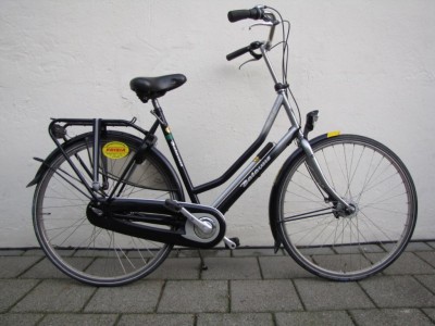 Damesfiets met handremmen en versnellingen ( UD )